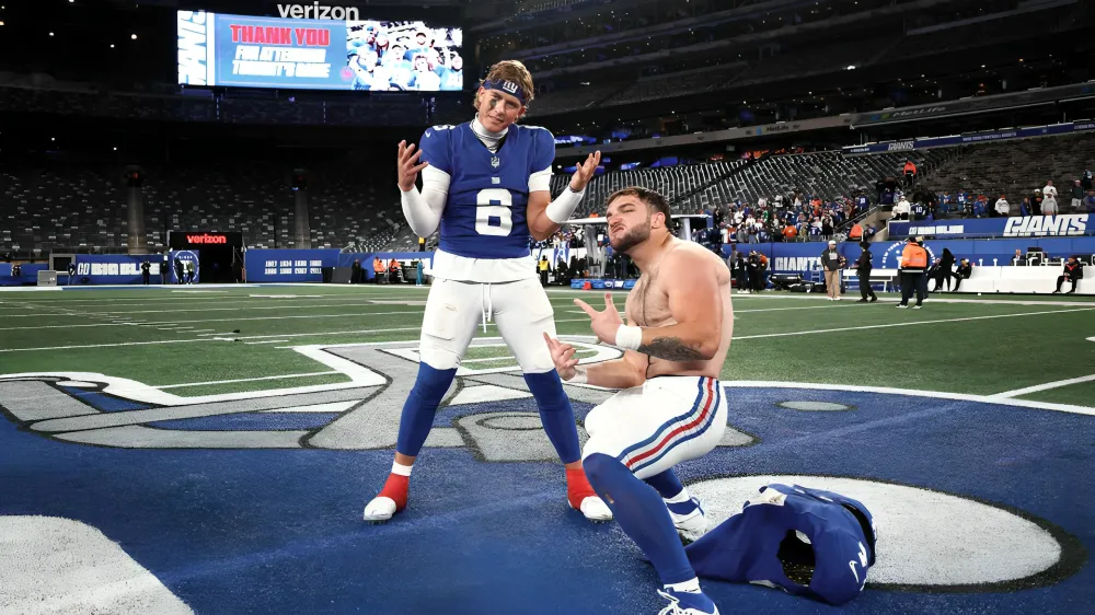 is cam skattebo out for the season