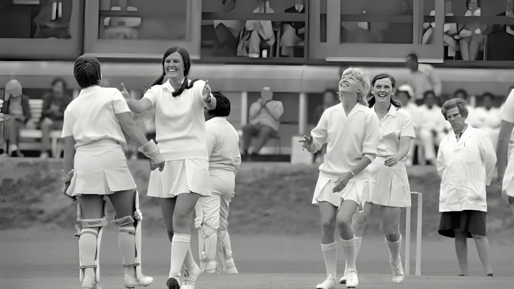 pehla women's odi world cup kab khela gaya tha